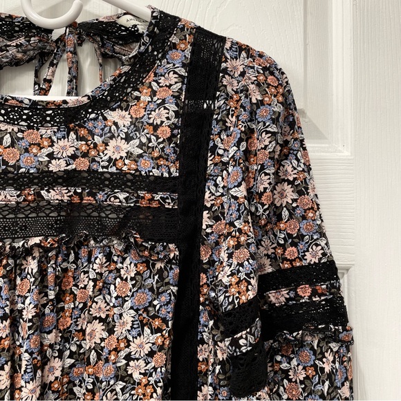 American Eagle Outfitters Floral Cropped Shirt - Picture 5 of 16